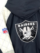 Carregar imagem no visualizador da galeria, Starter NFL Raiders Pullover - Large
