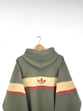 Cargar imagen en el visor de la galería, Adidas Sweatshirt - Large
