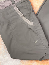 Load image into Gallery viewer, Nike Parachute Baggy Track Pant - XSmall
