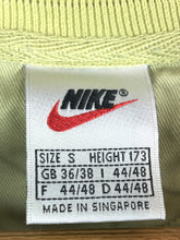 Cargar imagen en el visor de la galería, Nike Sweatshirt - Small
