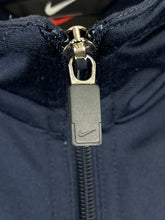 Lade das Bild in den Galerie-Viewer, Nike Jacket - Small
