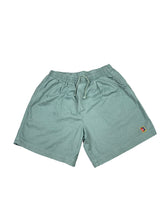 Lade das Bild in den Galerie-Viewer, Nike Court Short - XLarge
