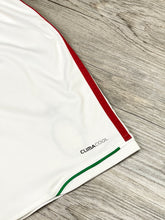 Lade das Bild in den Galerie-Viewer, Adidas AC Milan Short - Small
