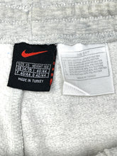 Carica l&#39;immagine nel visualizzatore di Gallery, Nike Baggy Sweat Pant - XSmall
