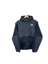 Lade das Bild in den Galerie-Viewer, TNF Denali Polartec Hooded Fleece - Medium
