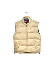 Lade das Bild in den Galerie-Viewer, Tommy Hilfiger Puffer Vest - Medium
