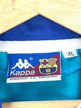 Lade das Bild in den Galerie-Viewer, Kappa 1996 F.C Barcelona Sweatshirt - XLarge
