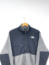 Load image into Gallery viewer, TNF Denali Polartec Fleece - Small
