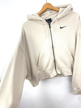 Load image into Gallery viewer, Nike Cropped Sweatshirt - Medium wmn
