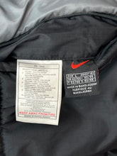 Load image into Gallery viewer, Nike Reversible Puffer Coat - Large
