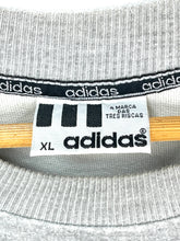 Cargar imagen en el visor de la galería, Adidas Velvet Sweatshirt - XLarge
