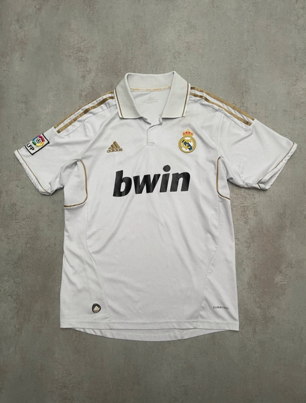 Adidas Real Madrid 2011/12 Home Kit - Medium