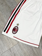 Carica l&#39;immagine nel visualizzatore di Gallery, Adidas AC Milan Short - Small
