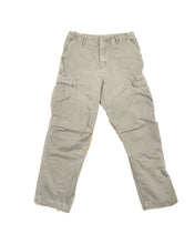 Cargar imagen en el visor de la galería, Carhartt Cargo Pant - Medium
