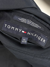 Carregar imagem no visualizador da galeria, Tommmy Hilfiger Reversible Jacket - XLarge
