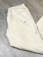 Carregar imagem no visualizador da galeria, Nike Technical Baggy Trackpant - Large
