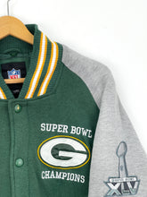 Carica l&#39;immagine nel visualizzatore di Gallery, NFL Packers Super Bowl Champions Varsity Jacket - Medium
