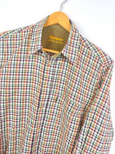 Lade das Bild in den Galerie-Viewer, Barbour Shirt - Medium
