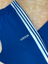 Cargar imagen en el visor de la galería, Adidas Baggy Track Pant - Large
