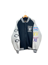 Carica l&#39;immagine nel visualizzatore di Gallery, NFL Raiders Super Bowl Champions Varsity Jacket - XXLarge
