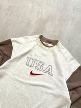 Load image into Gallery viewer, Nike USA Sweatshirt - XLarge
