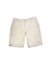 Lade das Bild in den Galerie-Viewer, TNF Baggy Track Pant/Short - Medium
