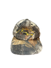 Cargar imagen en el visor de la galería, Vintage Realtree Camo Cap - Small
