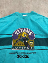 Cargar imagen en el visor de la galería, Adidas 80s Daytona Titans 1939 Sweatshirt - Large
