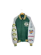 Cargar imagen en el visor de la galería, NFL Packers Super Bowl Champions Varsity Jacket - Medium
