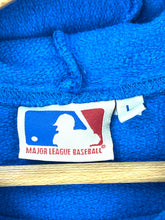Cargar imagen en el visor de la galería, MLB New York Yankees Sweatshirt - Medium
