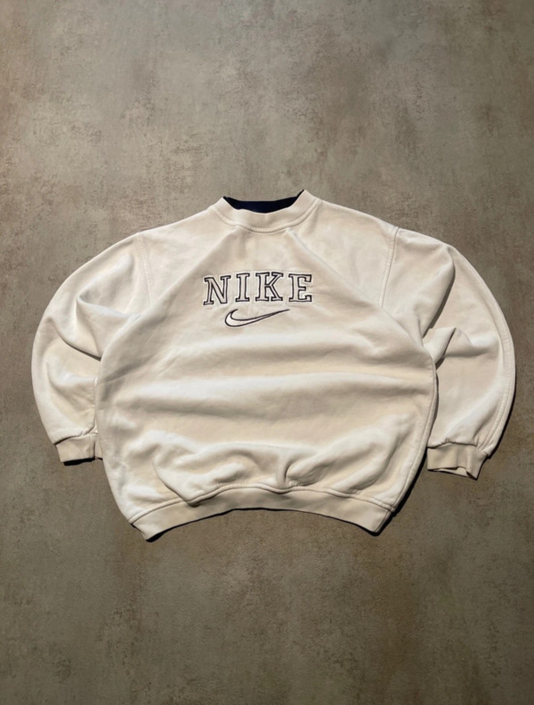 Nike Sweatshirt - Medium