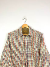 Carica l&#39;immagine nel visualizzatore di Gallery, Barbour Shirt - Medium
