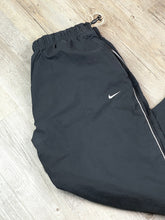 Charger l&#39;image dans la galerie, Nike Parachute Baggy Track Pant - Large
