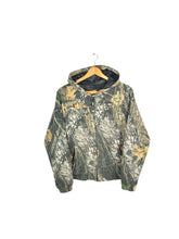 Carica l&#39;immagine nel visualizzatore di Gallery, Vintage Realtree Camo Fleece Jacket - XSmall
