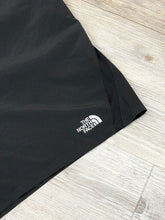 Charger l&#39;image dans la galerie, The North Face Short - Medium
