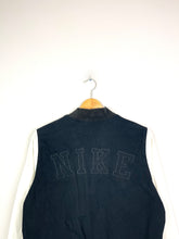 Lade das Bild in den Galerie-Viewer, Nike Jacket - Small
