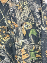 Load image into Gallery viewer, Vintage Realtree Camo Overshirt - Large
