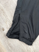 Carica l&#39;immagine nel visualizzatore di Gallery, Nike Shox Parachute Pant - Medium
