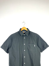 Lade das Bild in den Galerie-Viewer, Carhartt Shirt - Small
