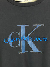 Cargar imagen en el visor de la galería, Calvin Klein Sweatshirt - Large
