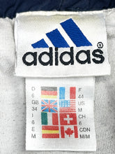 Cargar imagen en el visor de la galería, Adidas Short - Medium
