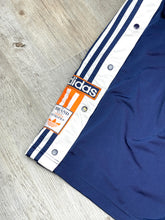 Charger l&#39;image dans la galerie, Adidas Button Up Short - Large
