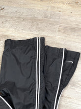 Lade das Bild in den Galerie-Viewer, Nike Baggy Track Pant - XLarge
