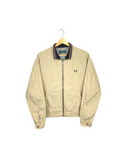 Lade das Bild in den Galerie-Viewer, Fred Perry Jacket - Medium
