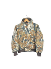 Load image into Gallery viewer, Vintage Realtree Camo &quot;Active&quot; Jacket - XSmall
