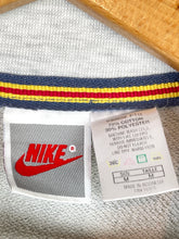 Cargar imagen en el visor de la galería, Nike Sweatshirt - Medium
