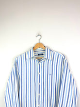 Lade das Bild in den Galerie-Viewer, Burberry Shirt - Medium
