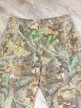 Load image into Gallery viewer, Wrangler Realtree Cargo Pant - Large
