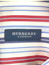 Cargar imagen en el visor de la galería, Burberry Shirt - Medium
