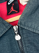 Cargar imagen en el visor de la galería, Jordan Jacket - Large
